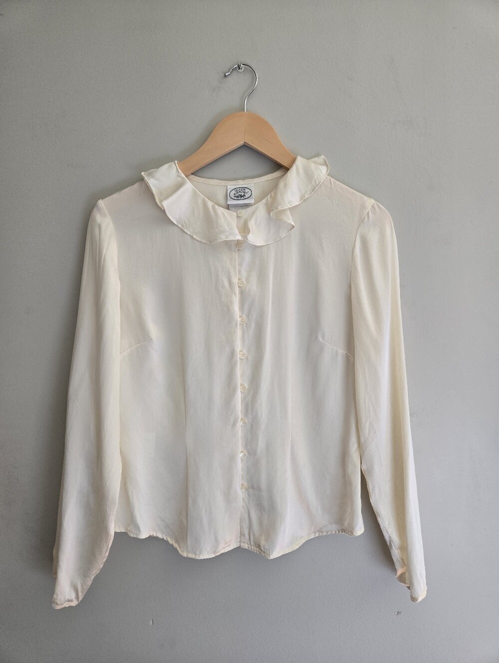 Vintage Laura Ashley 100% Silk Ivory Ruffle Collar Blouse Y2K Coquette 8 Bridal